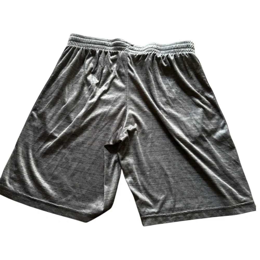 Spalding Shorts Gray Size‎ Large Fitness